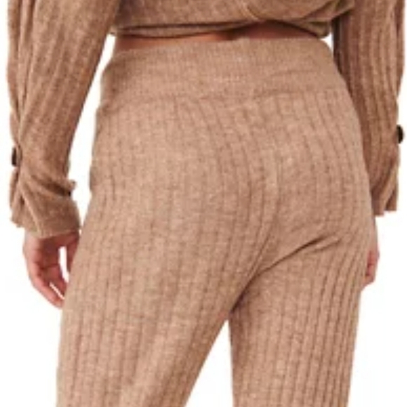 Free People Around The Clock Joggers in Army NWT Size Small - Picture 15 of 15